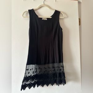 Long tank with lace bottom, size small